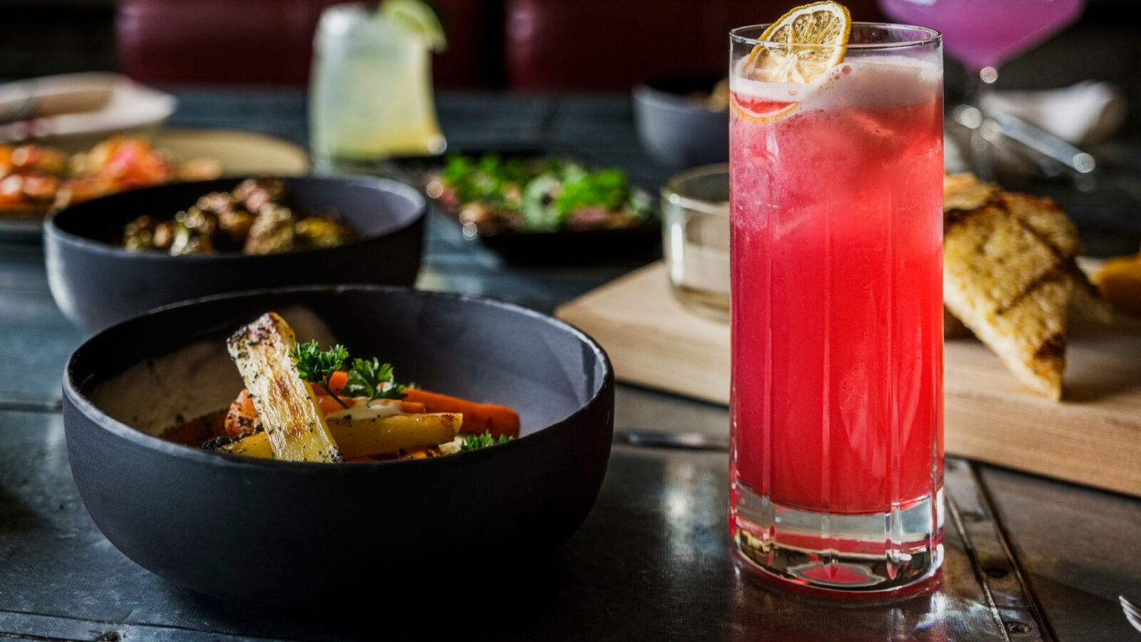Cocktails & bites