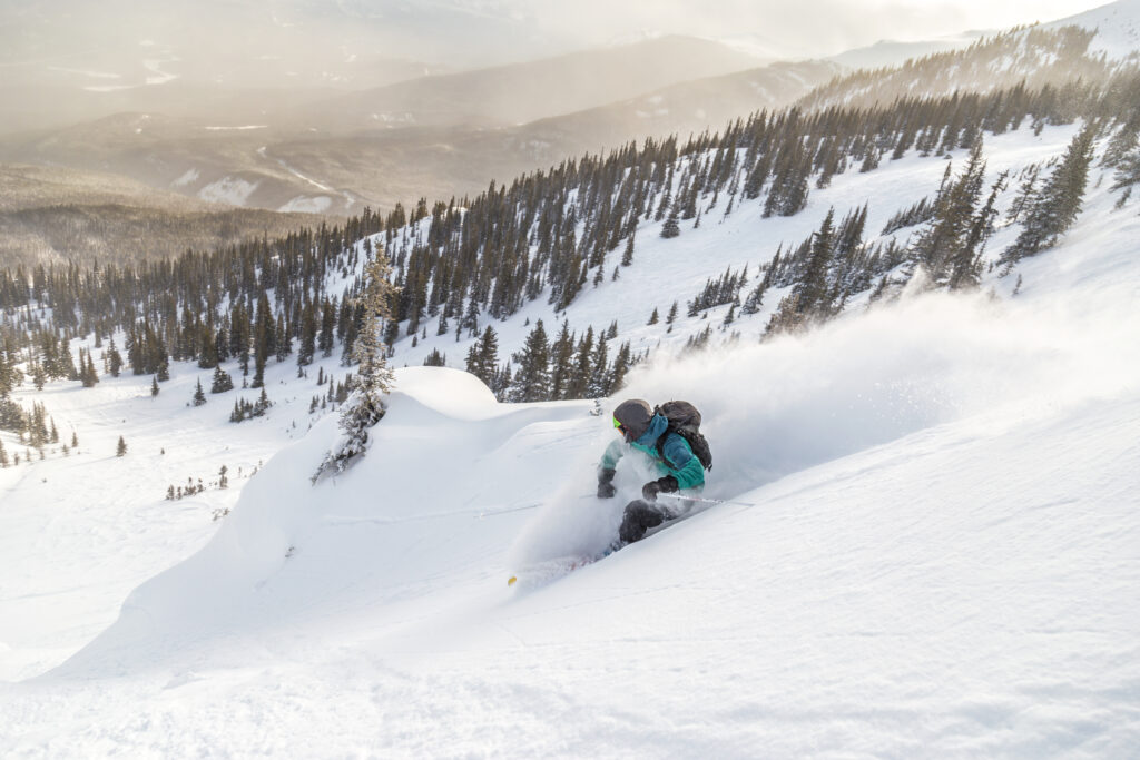 SkiSnowboard_MarmotBasin (2)